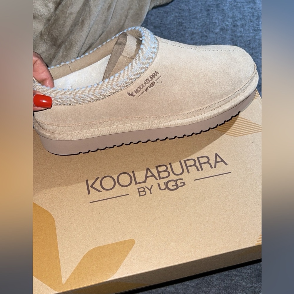 Koolaburra by UGG slippers